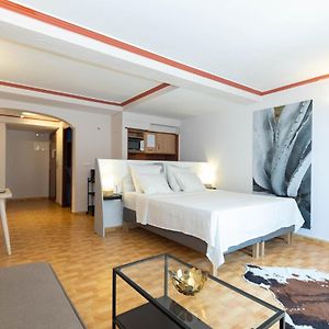 Estudio Deluxe con Cama King